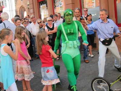 ADRIAN SCHVARZSTEIN (ES) THE GREEN MAN