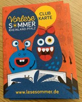 Vorlesewütige Kindergartenkinder