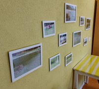 Wand-Galerie in der Cafeteria 
