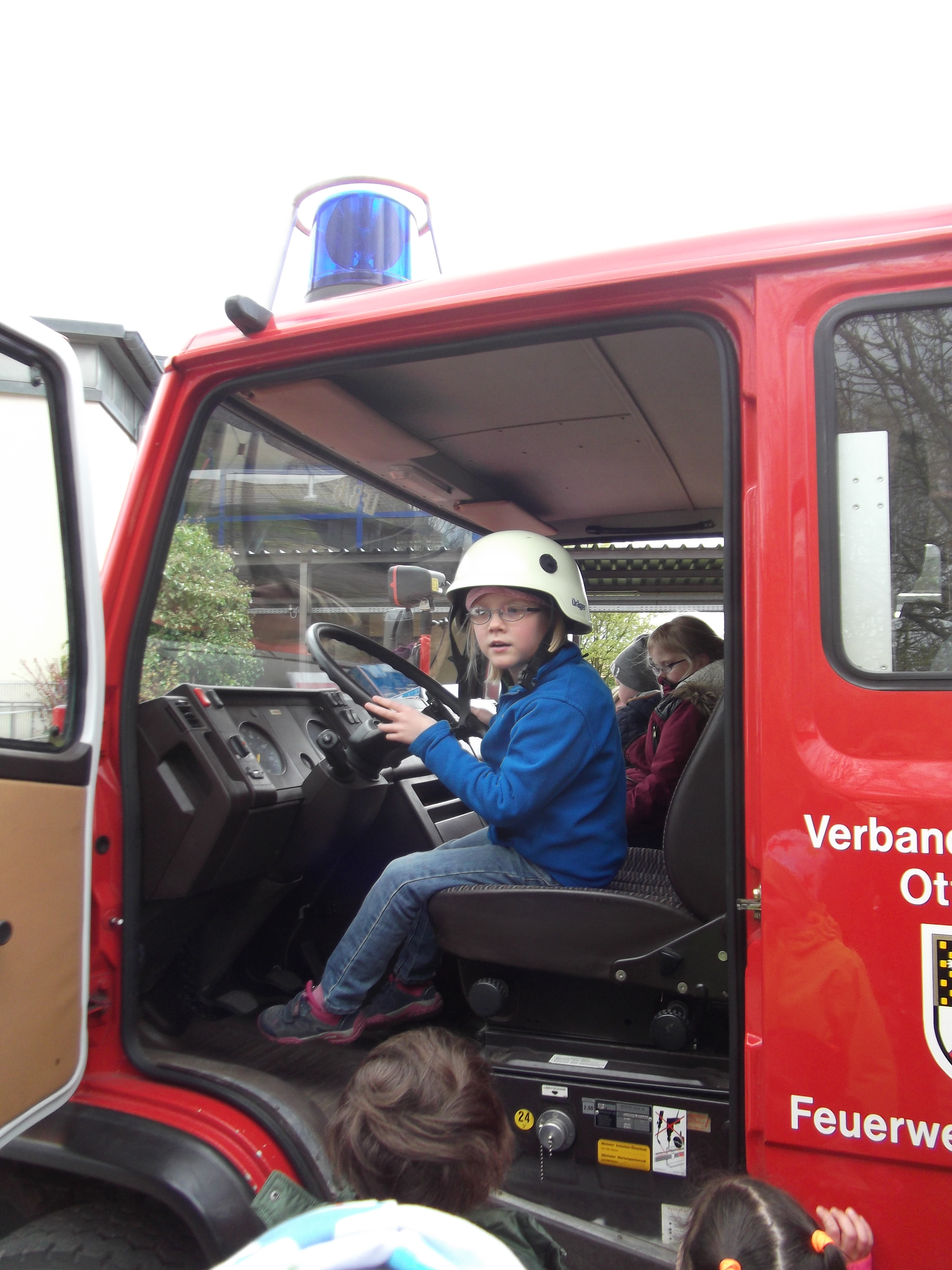 16. April 2016: Feuerwehr zu Besuch Am Nußbäumchen