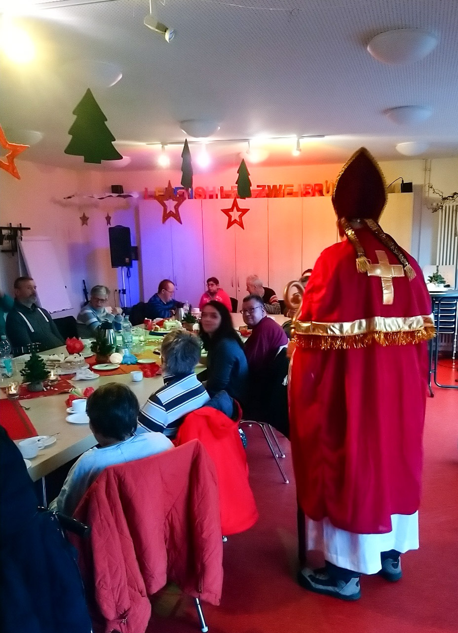 6. Dezember 2019: Der Nikolaus in der Wohnstätte „Haus Birke“ in Zweibrücken
