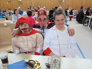 Piratenpaar mit Teufel