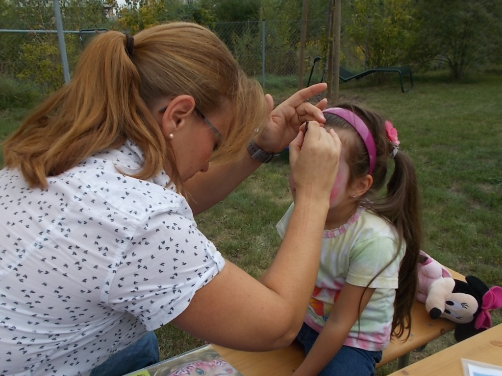 und Kinderschminken