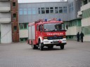 mit Blaulicht und Sirene