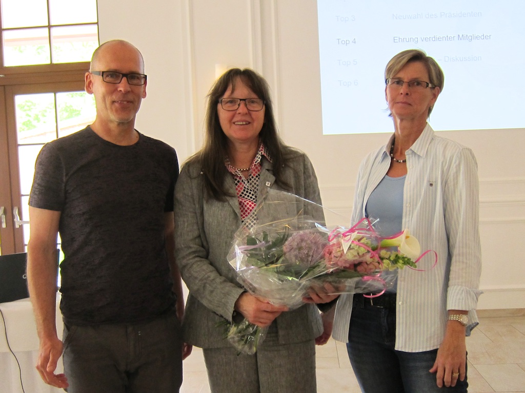 Waltraud Stowasser, 25 Jahre Mitglied