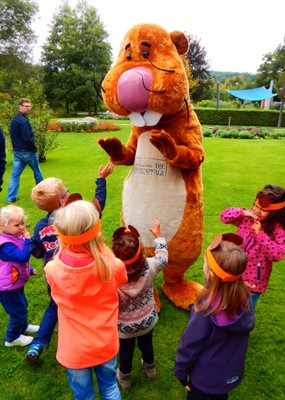 von den Kindern geliebt (rw)