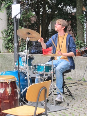an den Instrumenten