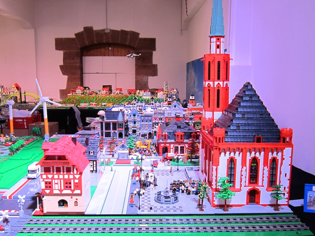 Stadt mit Kirche