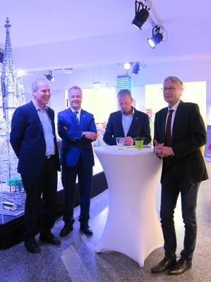 David Lyle, Markus Vollmer, Richard Mastenbroek, Dr. Klaus Weichel (v.l.)