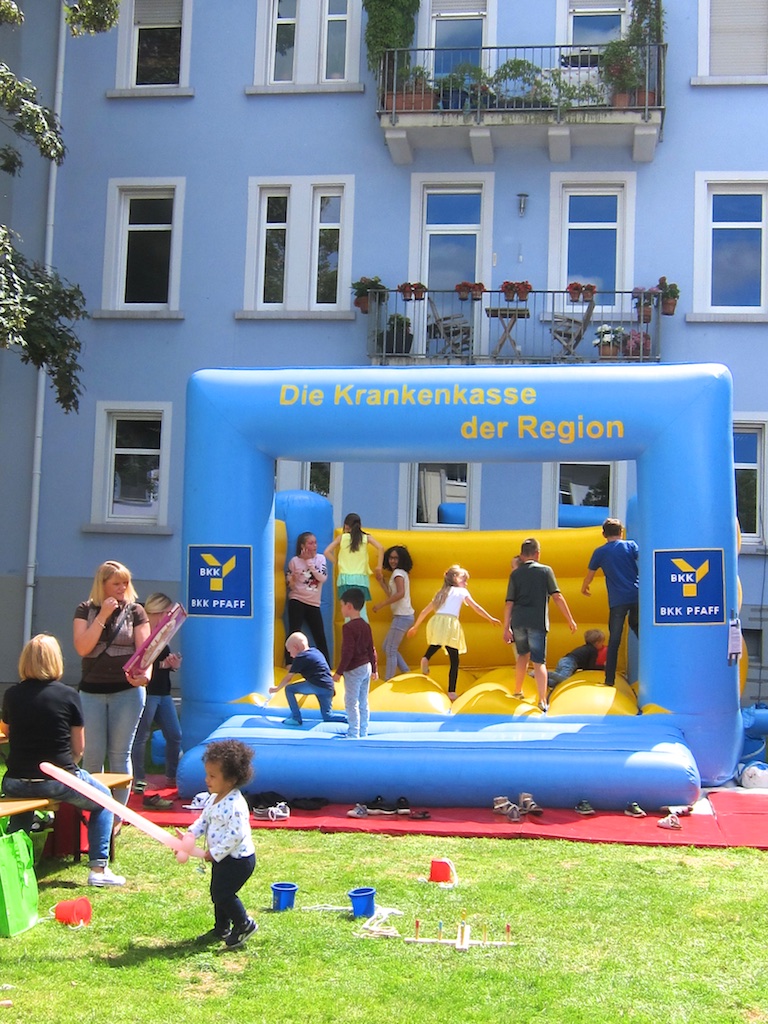 Hüpfburg