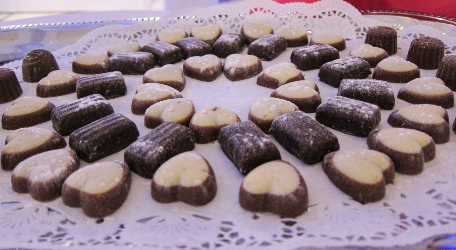kredenzen Pralinen und