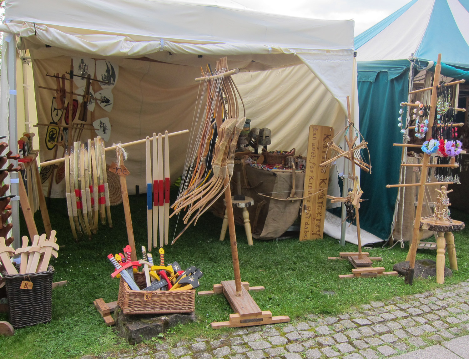 und Holz